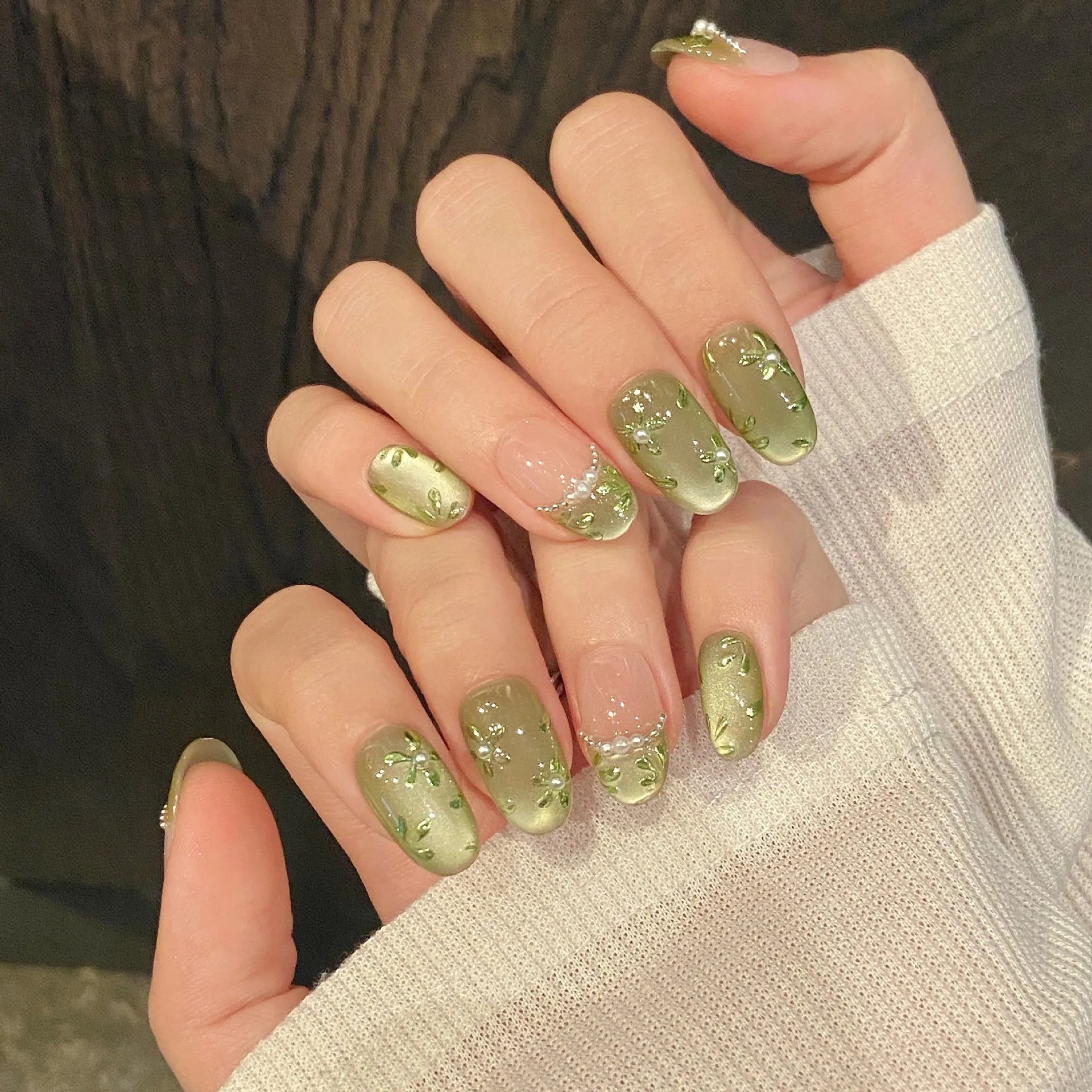 10pcs Handmade Press on Nails Green Flower Print Short Oval Head Fake Nails Wearable Glitter Green Cat Eye False Nail Tips - Hands of Hope
