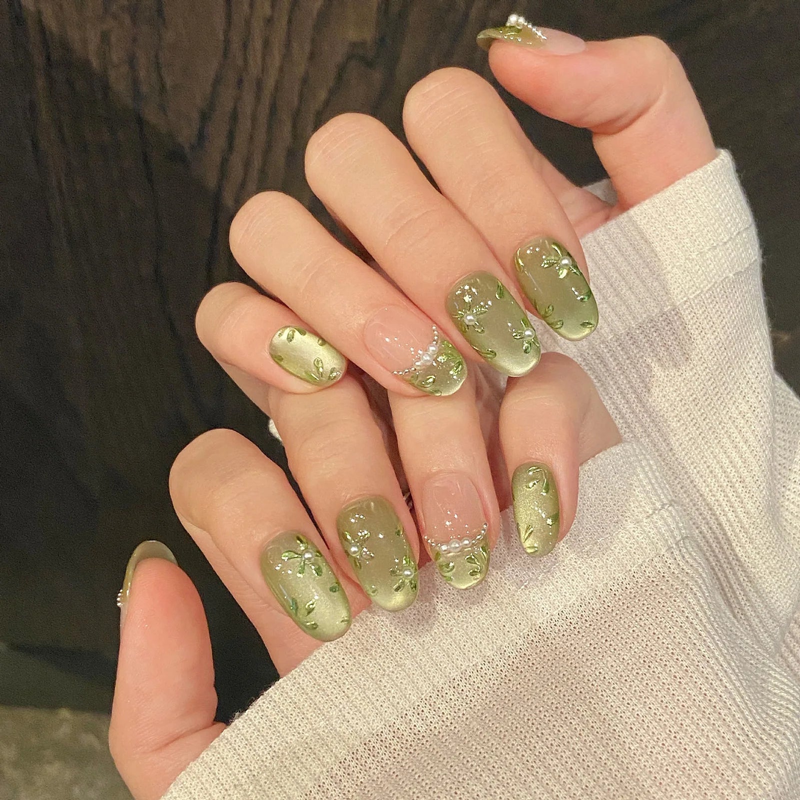 10pcs Handmade Press on Nails Green Flower Print Short Oval Head Fake Nails Wearable Glitter Green Cat Eye False Nail Tips - Hands of Hope