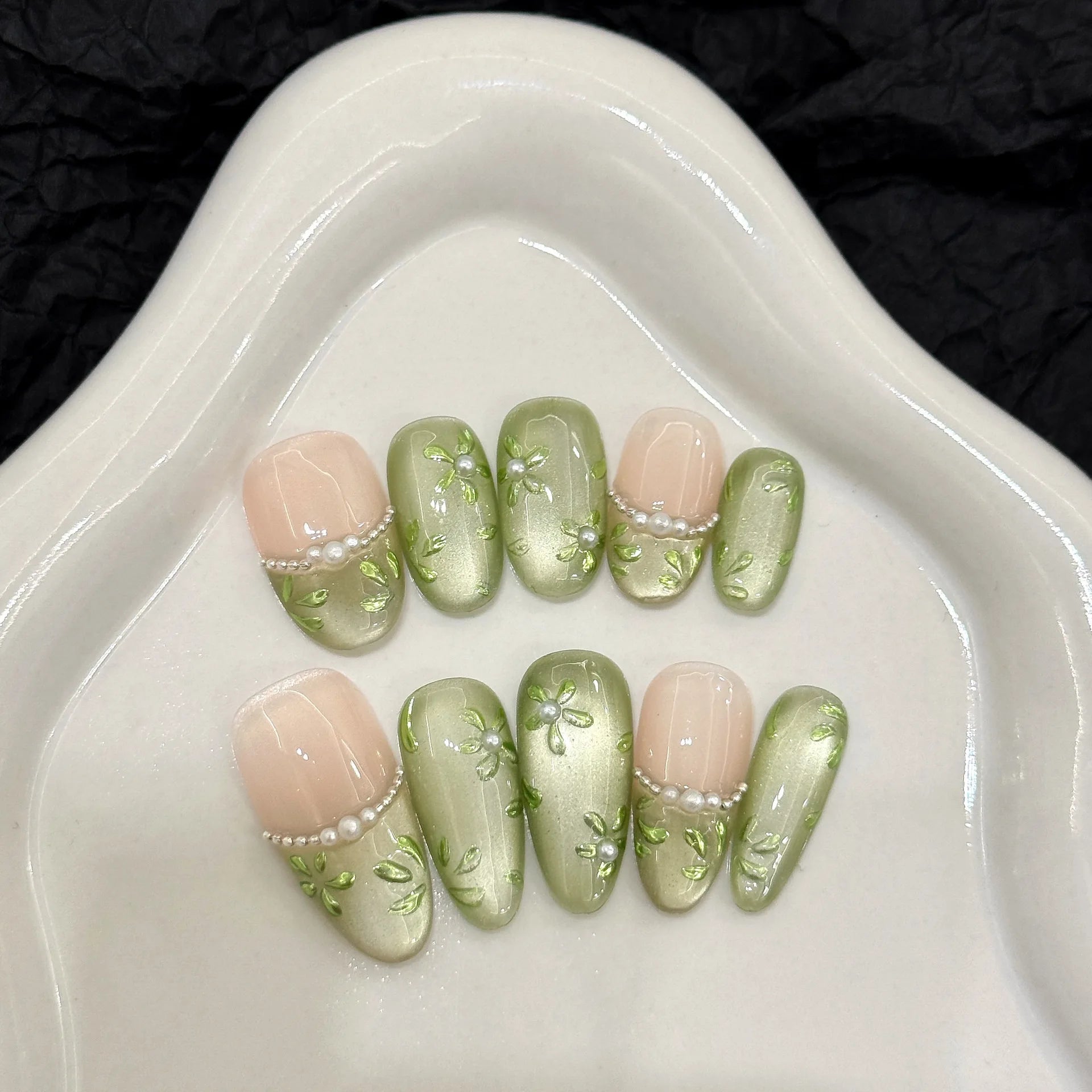 10pcs Handmade Press on Nails Green Flower Print Short Oval Head Fake Nails Wearable Glitter Green Cat Eye False Nail Tips - Hands of Hope