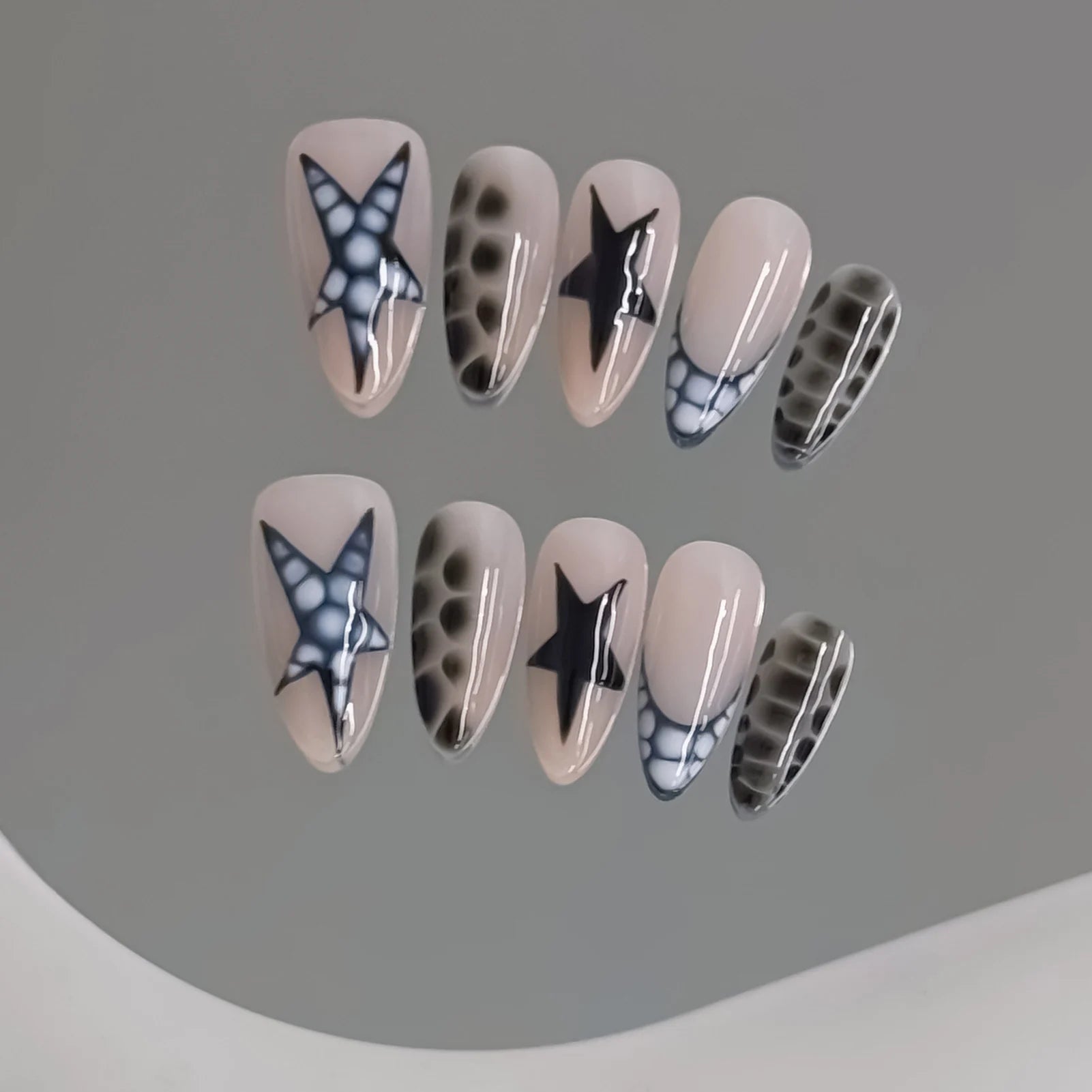 10pcs Handmade Press on Nails Y2k Starry Night Sky Almond Fake Nail Tips Detachable Wearable Sweet Cool False Nails for Girls - Hands of Hope