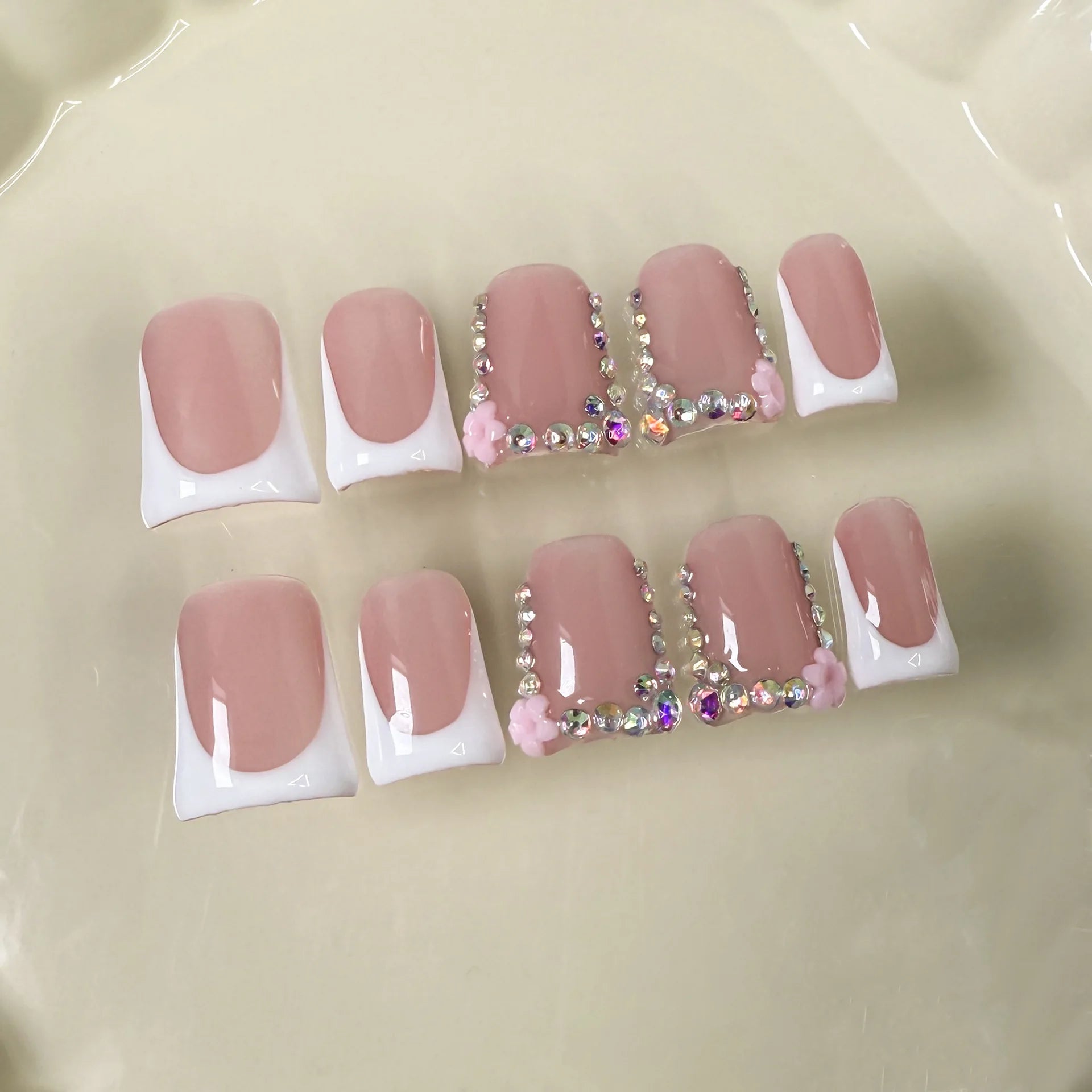 10pcs Pink Duckbill Handmade Press on Nails Art Simple White French Short Fake Nail Wearable Rhinestones Design False Nails Tips - Hands of Hope