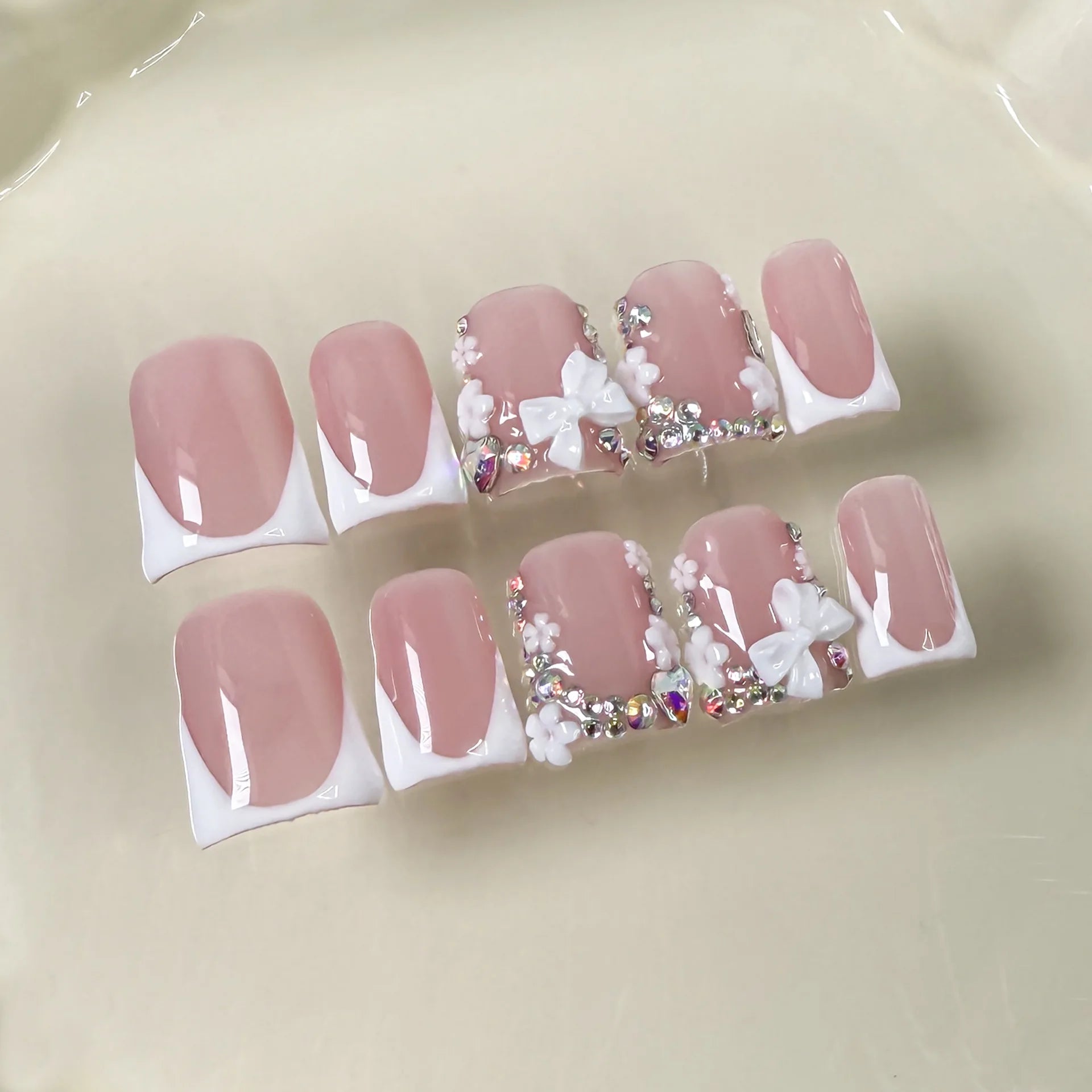 10pcs Pink Duckbill Handmade Press on Nails Art Simple White French Short Fake Nail Wearable Rhinestones Design False Nails Tips - Hands of Hope