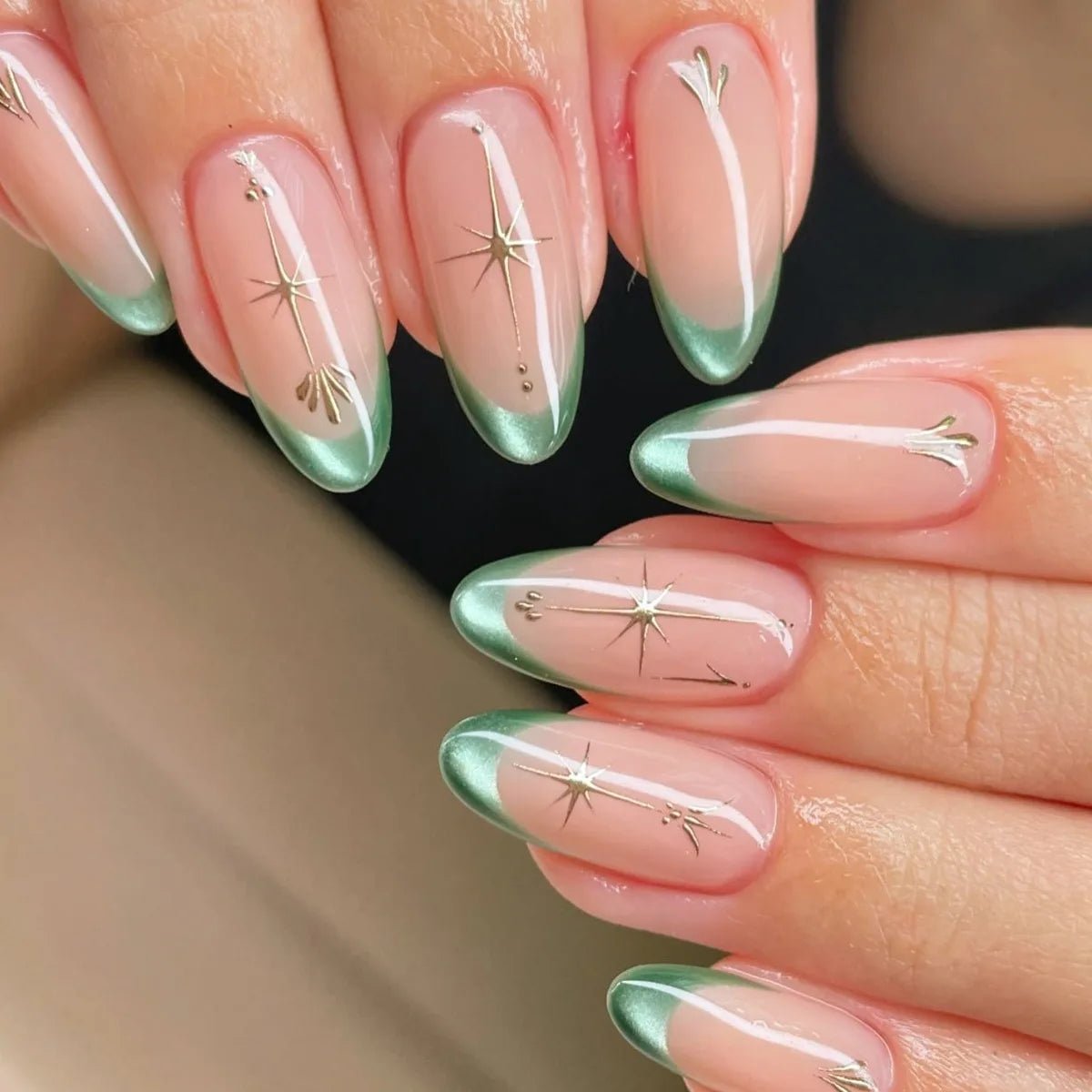 24Pcs 3D Green Ripple Design False Nails Cat's Eye French Almond Fake Nail Tips Leaves Pattern Removable Oval Press on Nails - Hands of Hope