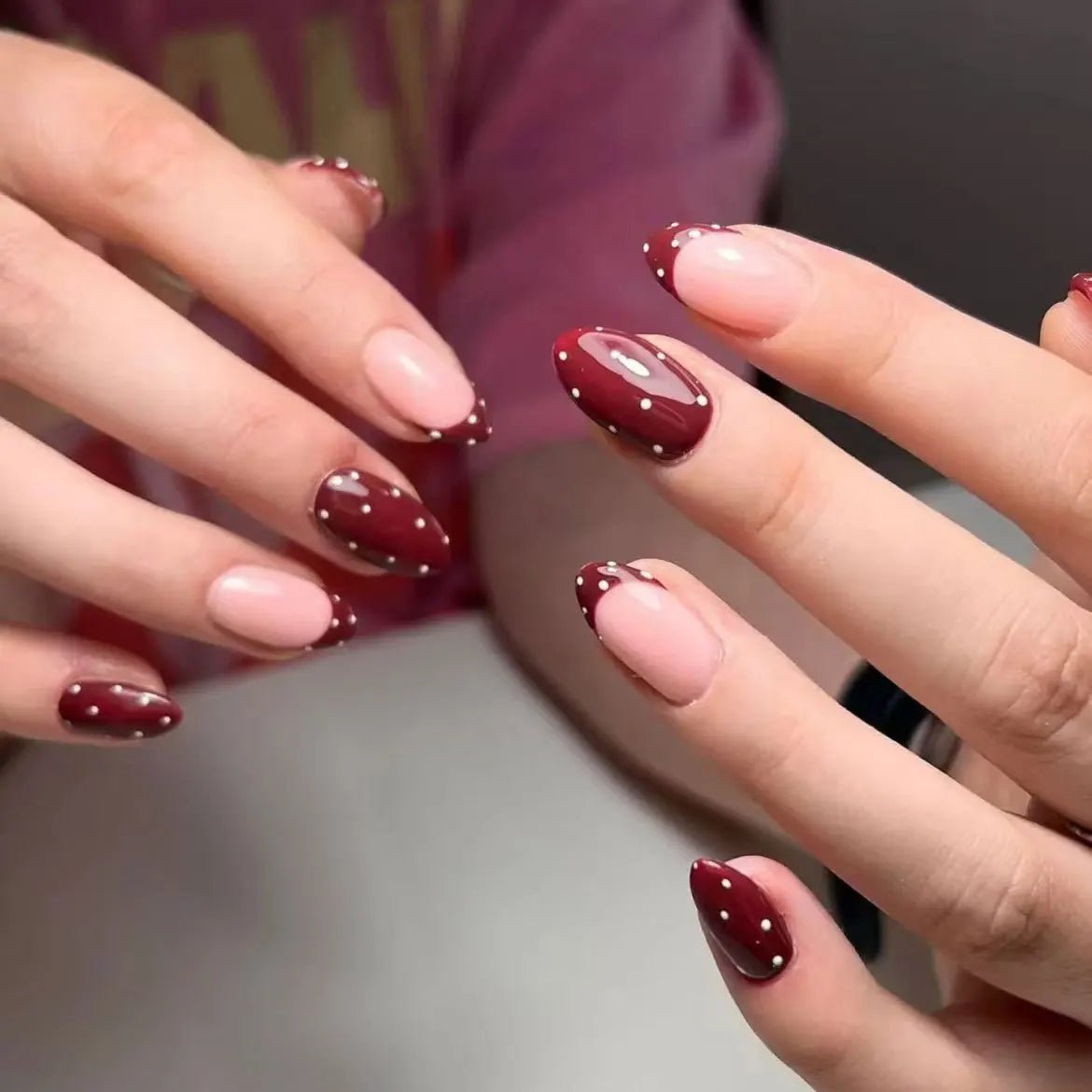 24pcs Blue Press on Nails with Polka Dot Pattern Design Almond Full Cover Nail Tip Flower Rhinestone False Nail French Fake Nail - Hands of Hope