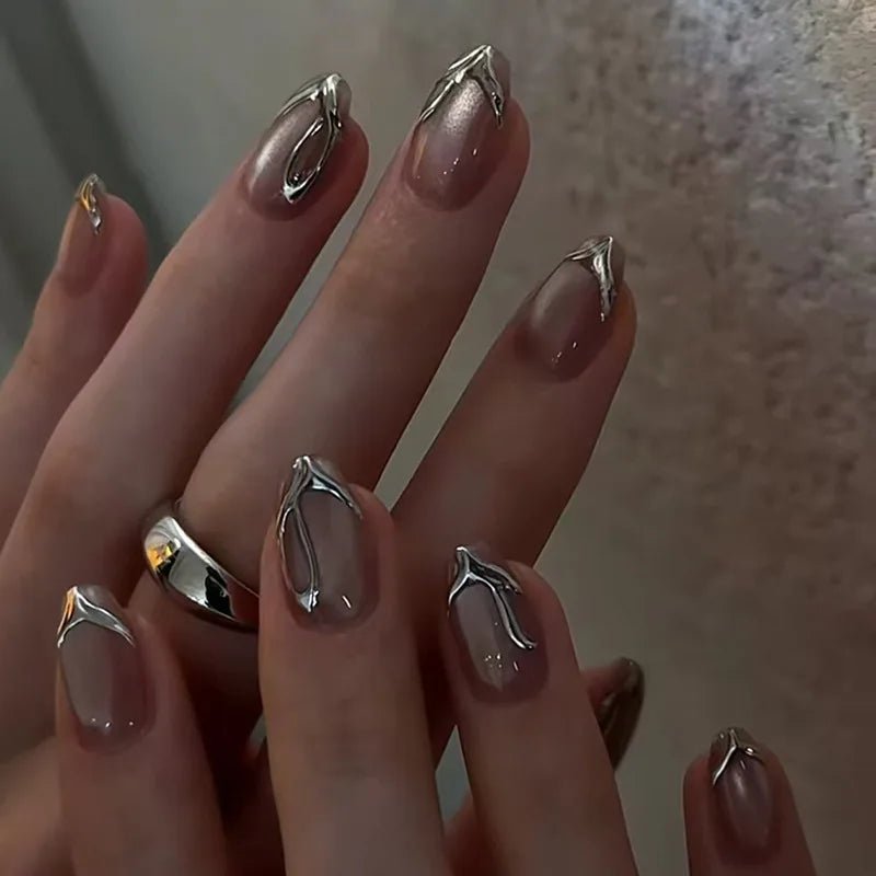 24Pcs Cat's Eye Design Fake Nail with Pearl Short Round Head Press on False Nails Silver French Bow Pattern Full Cover Nail Tips - Hands of Hope