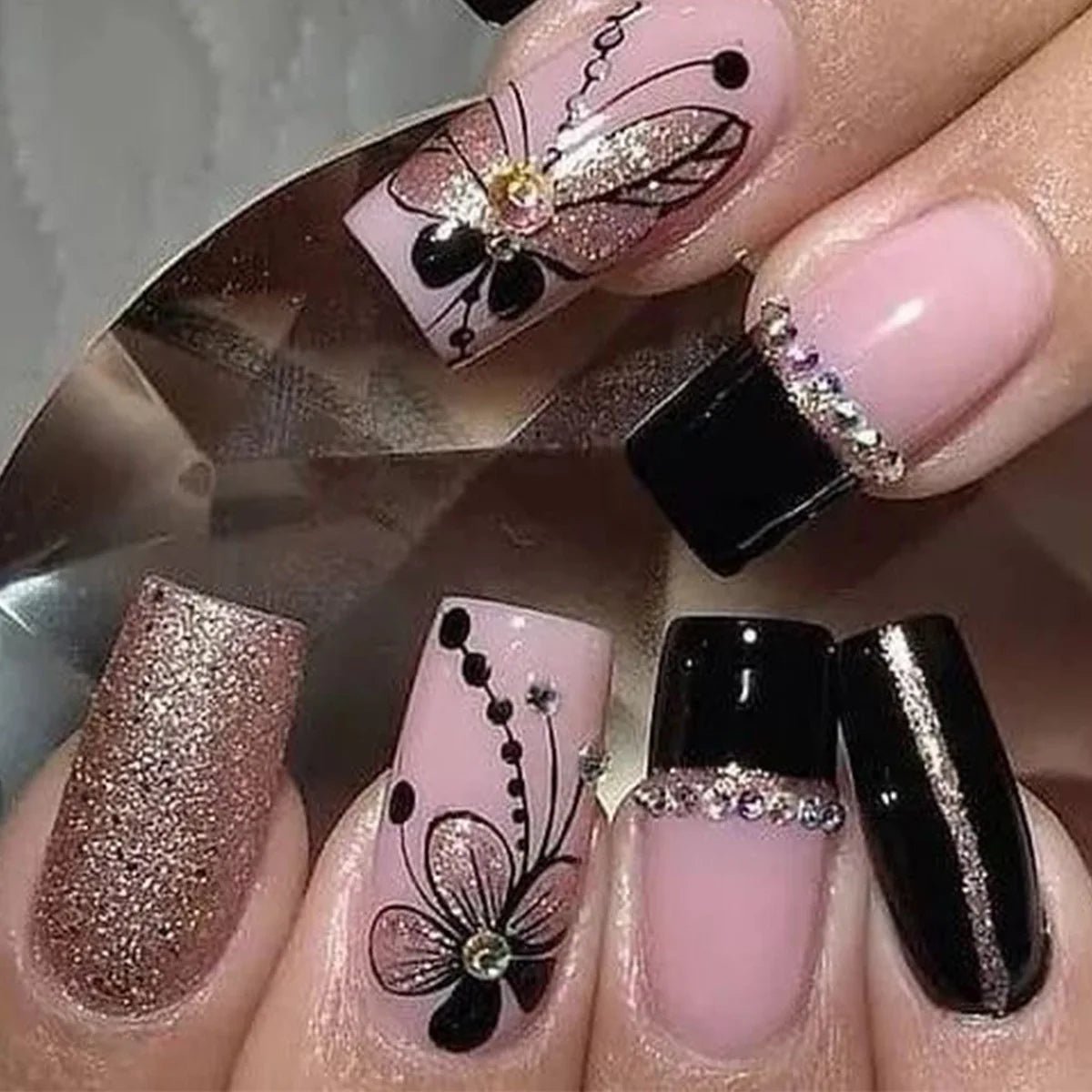 24Pcs French Pink Press on Nails Short Square Head Fake Nails with Flower Rhinestone Design Wearable Finished False Nail Tips - Hands of Hope