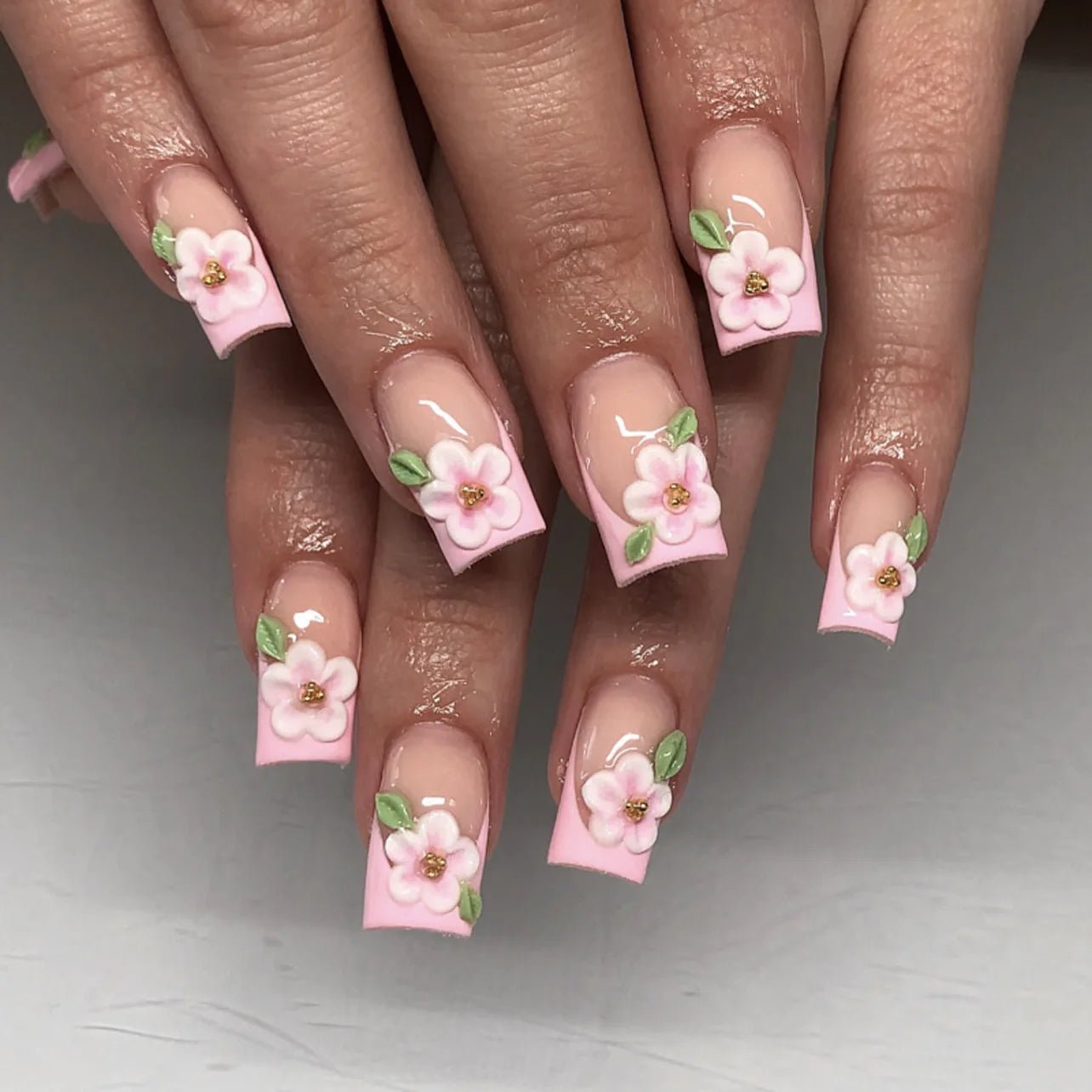 24pcs Short Square Amber Flower Fake Nail with Glue Wearable Autumn Designs Press on Nails Full Cover Acrylic False Nails Tips - Hands of Hope