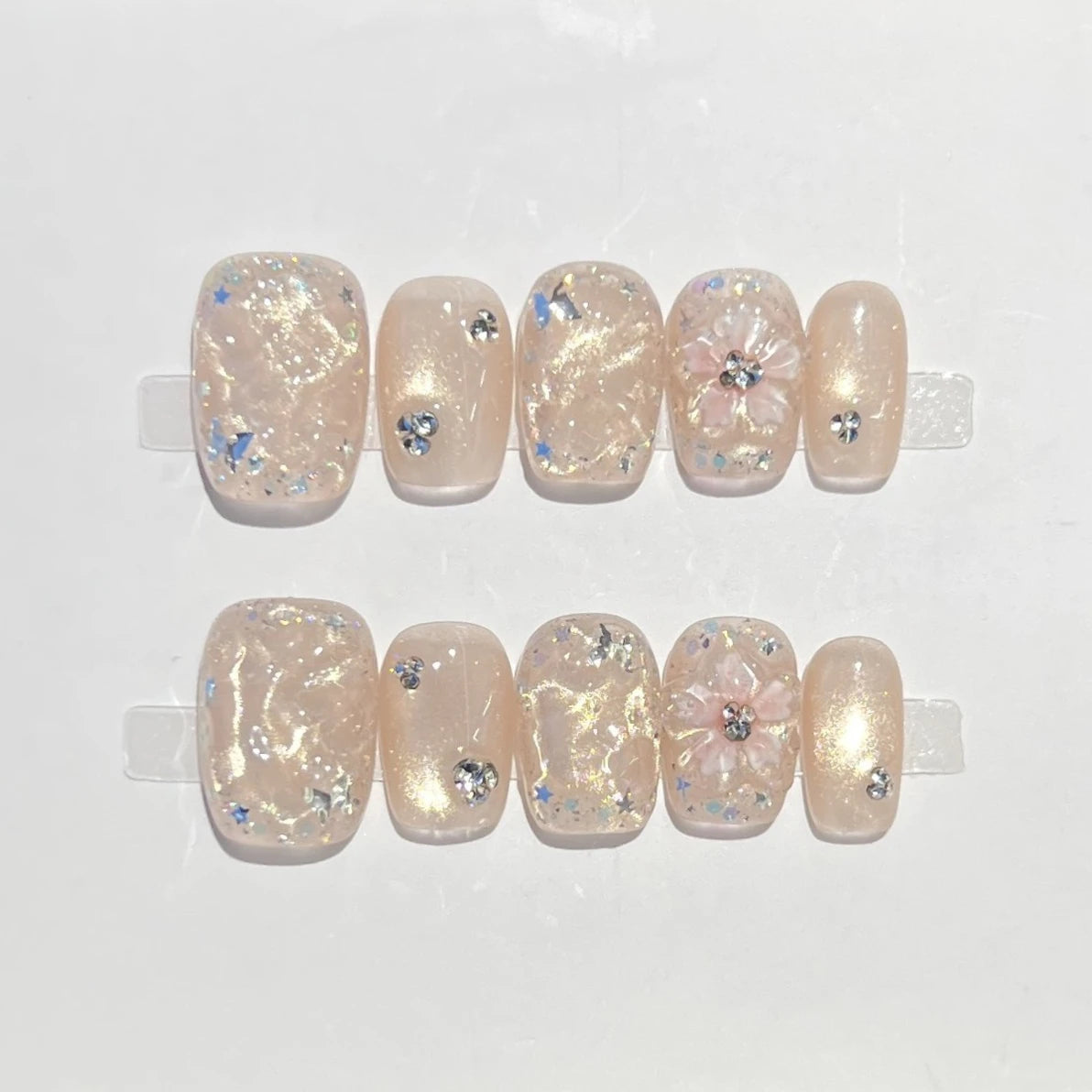 10Pcs Short Square Handmade Press On Nails Full Cover Flower Cat Eye Small Fresh Ballet False Nails Wearable Manicure Nail Tips